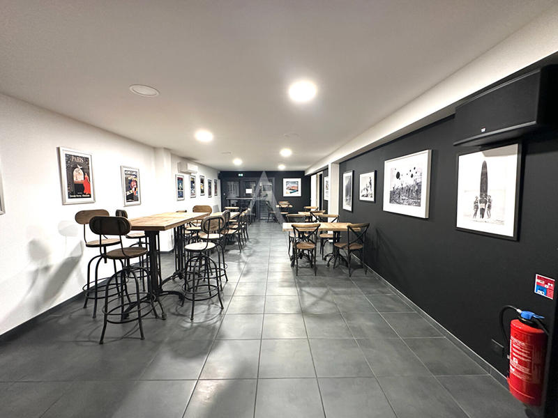 Fonds de commerce - 240 m²