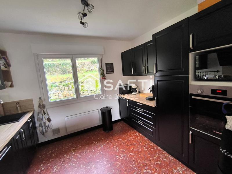 Maison - 183 m² - 6 pièces