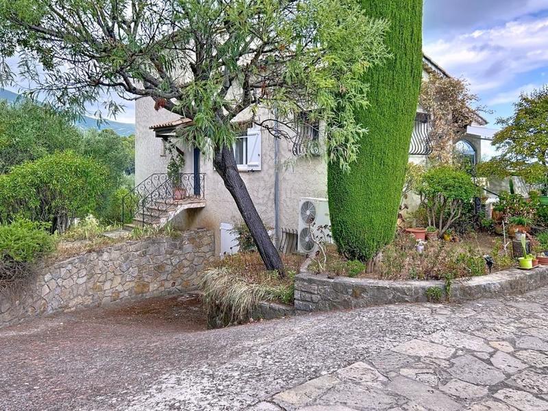 Maison - 148 m² - 4 pièces