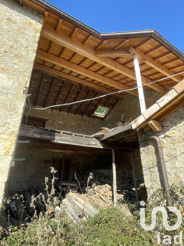 Maison - 220 m² - 5 pièces