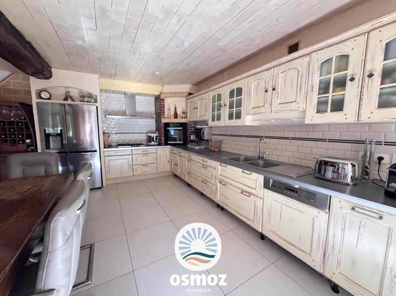 Maison ancienne - 190 m² - 5 pièces