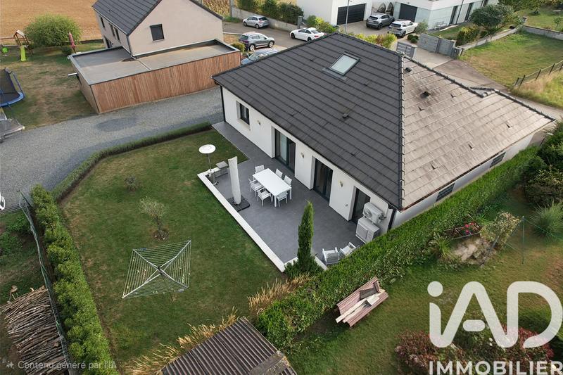 Maison - 121 m² - 4 pièces