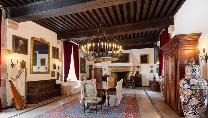 Manoir - 1 200 m² - 20 pièces