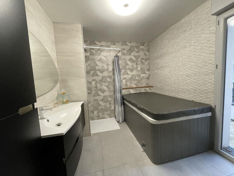 Appartement - 118 m² - 5 pièces