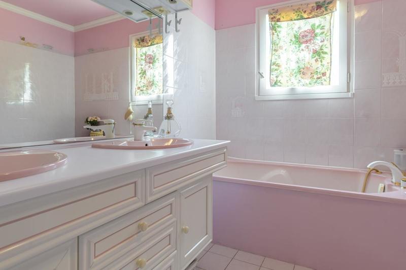 Maison - 150 m² - 4 pièces