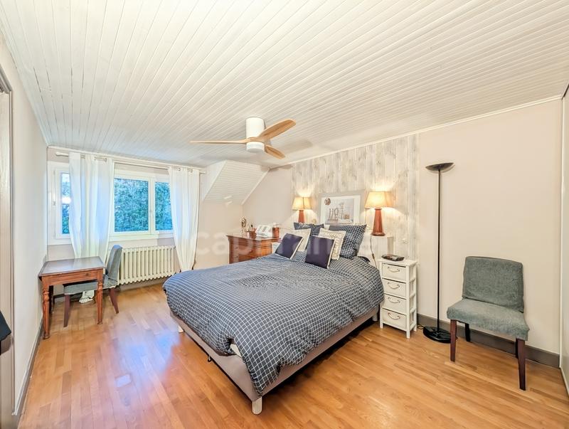 Maison - 189 m² - 7 pièces