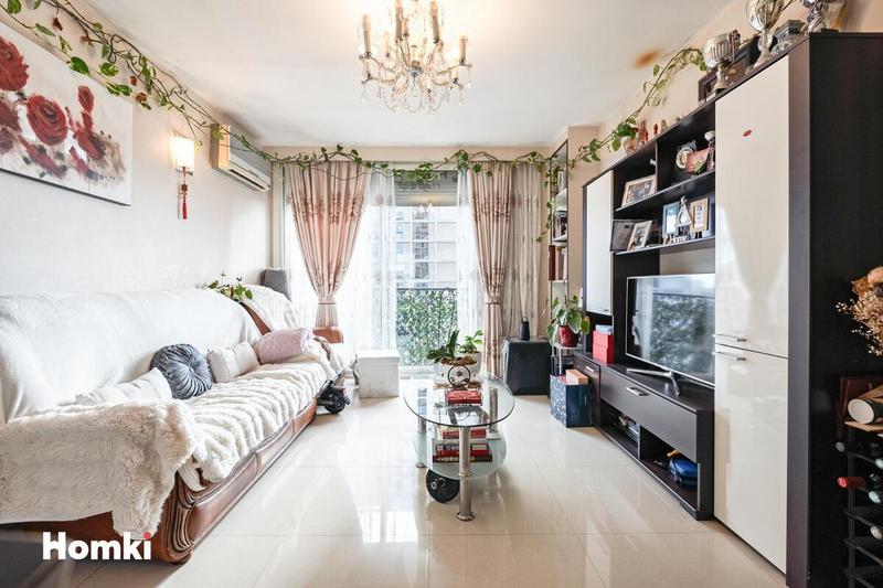 Appartement - 86 m² - 4 pièces