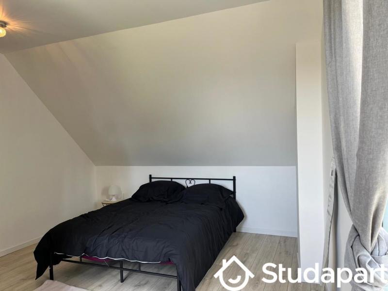 Chambre - 12 m² - 1 pièce