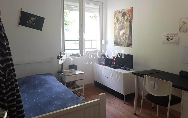 Maison - 94 m² - 6 pièces