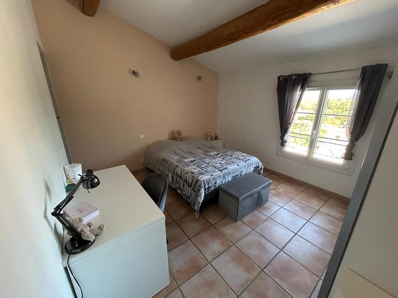 Maison traditionnelle - 184 m² - 8 pièces