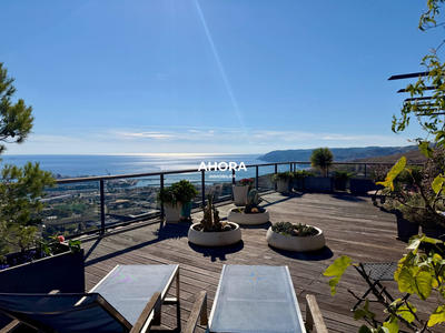 Appartement - 145 m² - 4 pièces