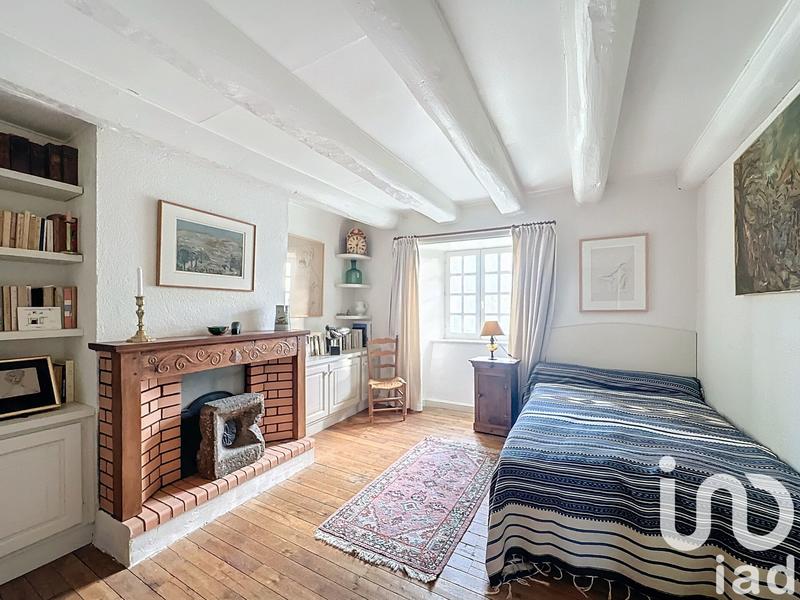 Maison - 270 m² - 11 pièces