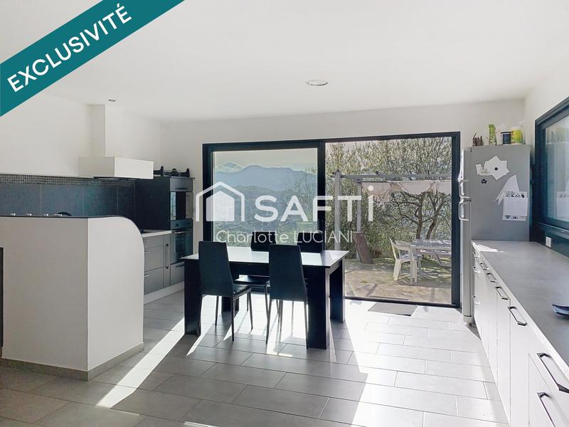 Maison - 156 m² - 6 pièces