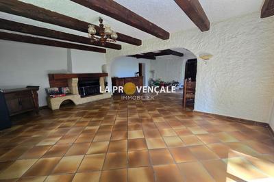 Maison - 176 m² - 9 pièces