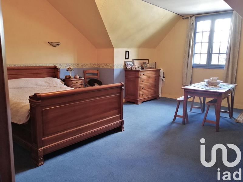 Maison - 232 m² - 10 pièces