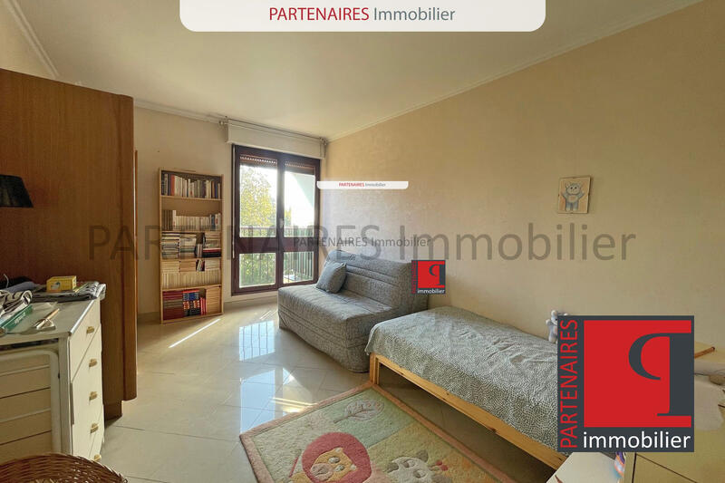 Appartement - 75 m² - 4 pièces