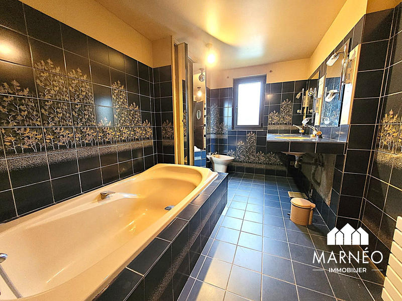 Maison - 126 m² - 6 pièces