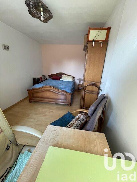 Maison - 202 m² - 7 pièces