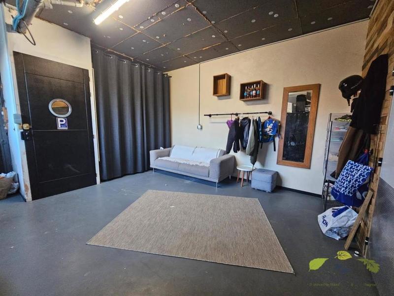 Maison - 180 m² - 7 pièces