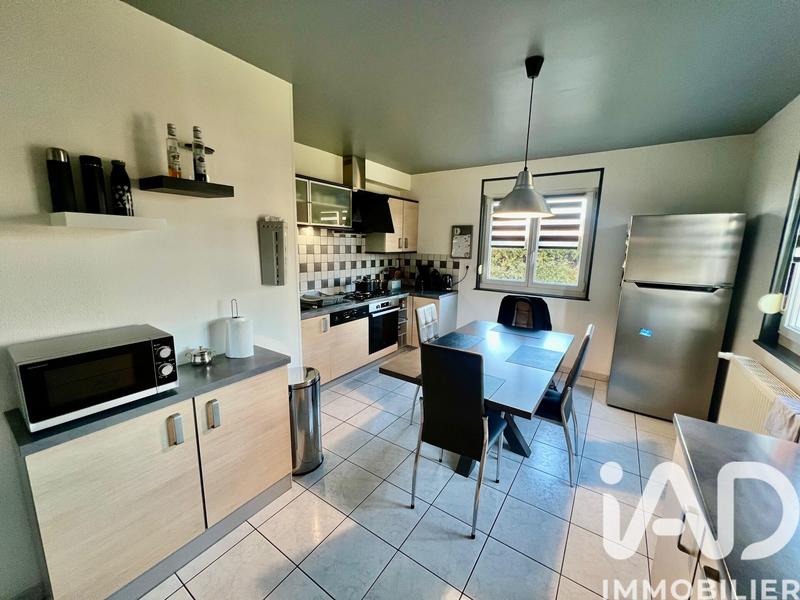 Maison - 93 m² - 4 pièces