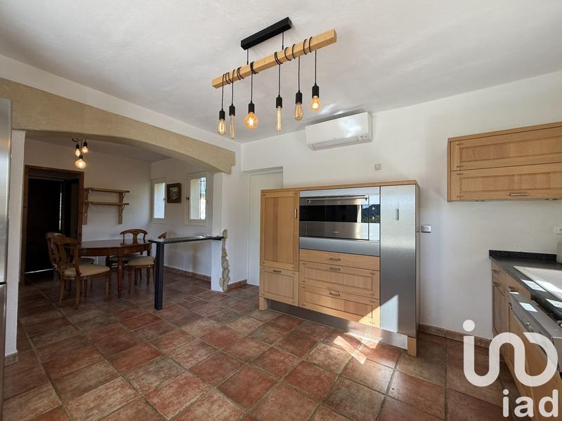 Maison - 200 m² - 7 pièces