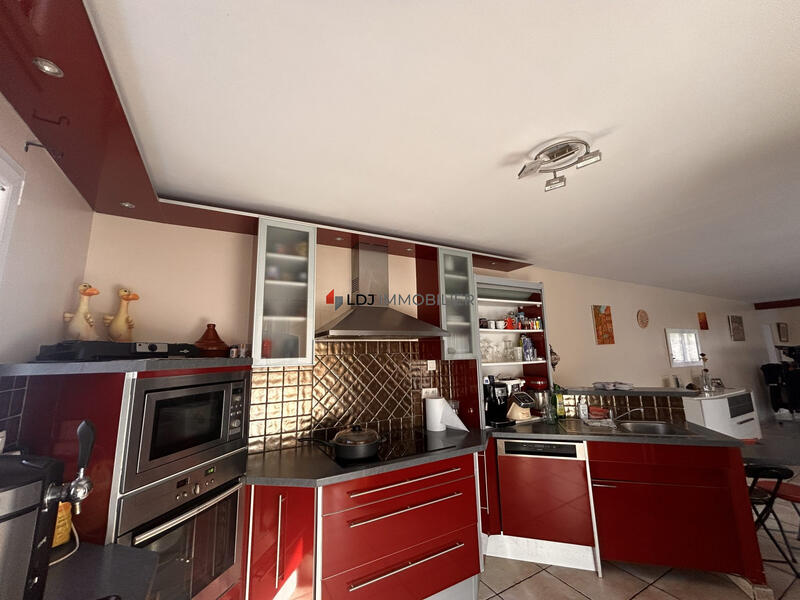 Villa - 150 m² - 5 pièces