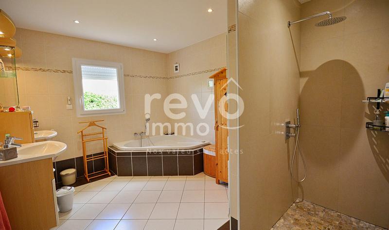 Maison - 135 m² - 5 pièces