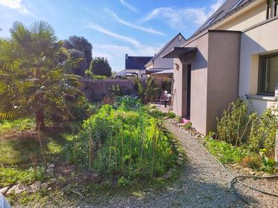 Maison - 97 m² - 4 pièces