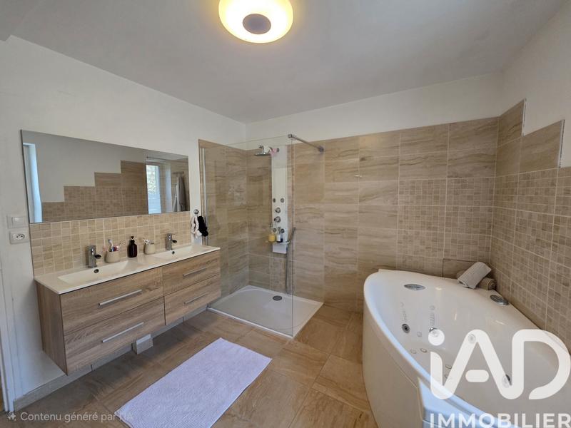 Maison de village - 105 m² - 5 pièces