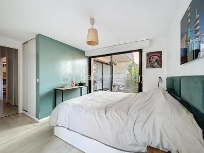 Appartement - 85 m² - 3 pièces