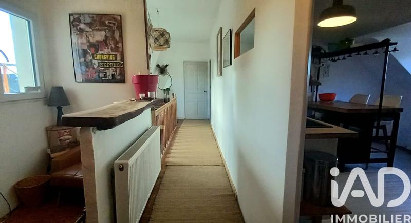 Maison - 233 m² - 9 pièces