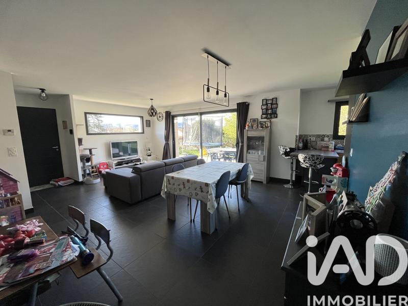 Maison - 93 m² - 4 pièces