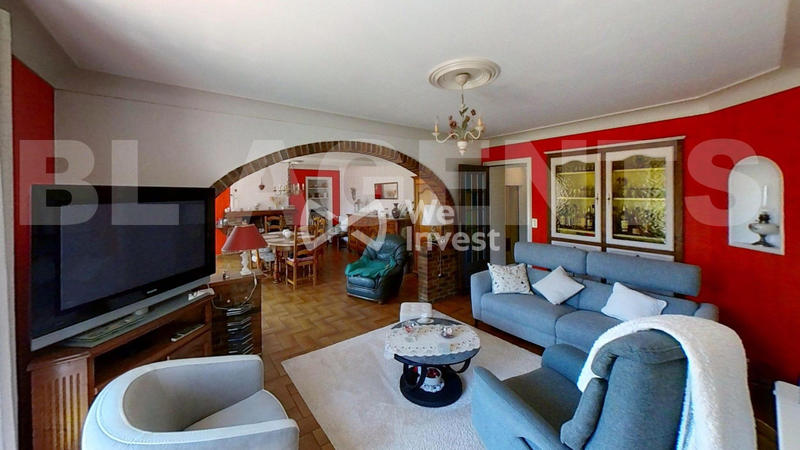 Maison - 152 m² - 8 pièces