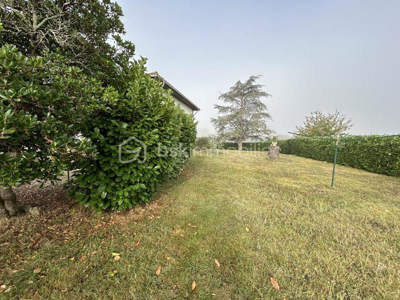 Maison - 96 m² - 4 pièces