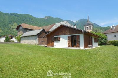 Maison - 88 m² - 4 pièces