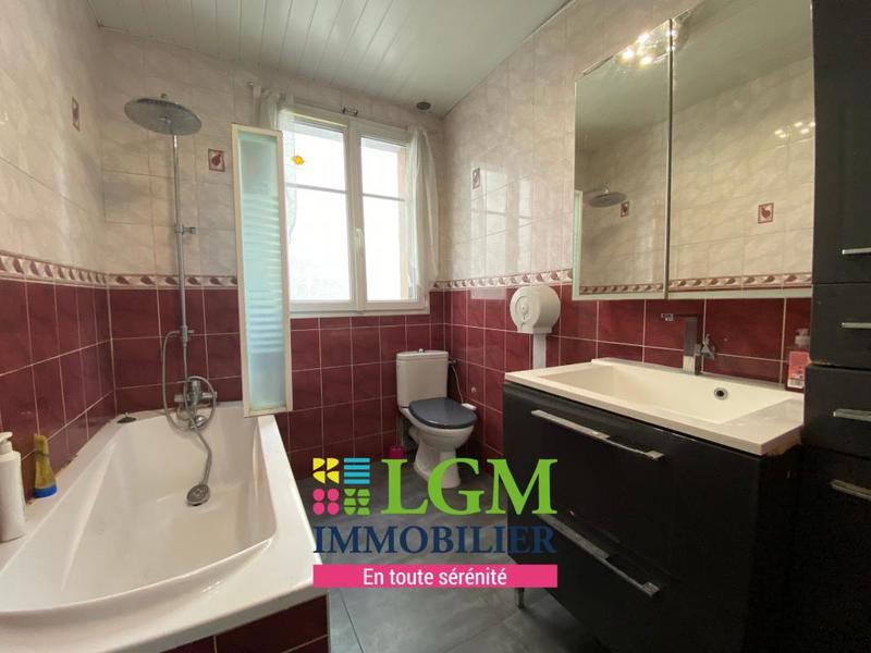 Maison - 140 m² - 6 pièces