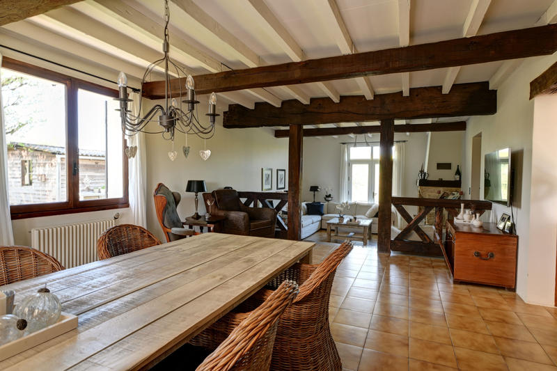 Maison - 170 m² - 6 pièces