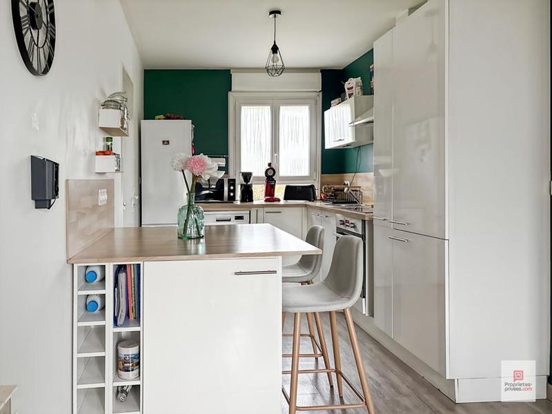 Maison - 93 m² - 4 pièces