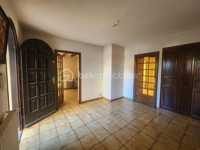 Propriété - 270 m² - 10 pièces