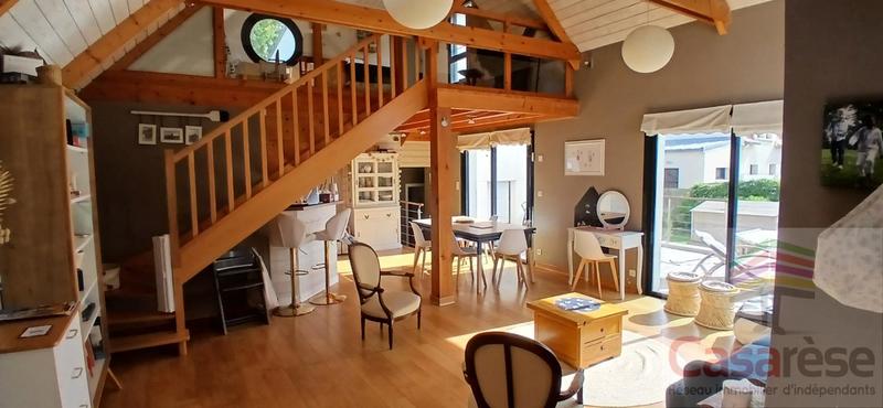 Maison - 160 m² - 7 pièces