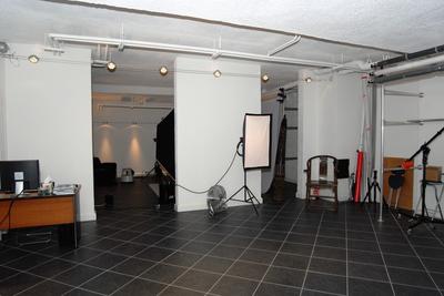 Local d'activité / Entrepôt - 96 m² - 5 pièces