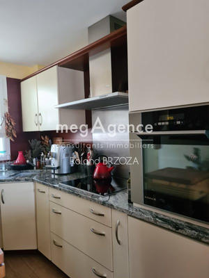 Appartement - 64 m² - 4 pièces