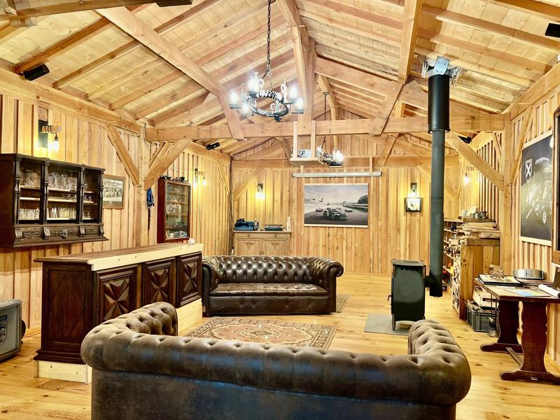 Appartement - 197 m² - 6 pièces