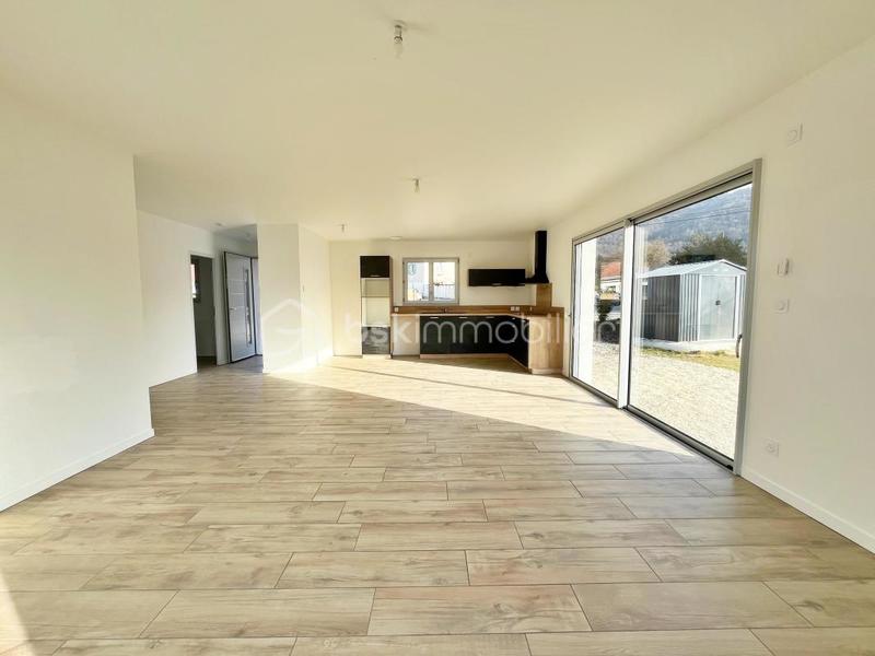 Pavillon - 94 m² - 4 pièces