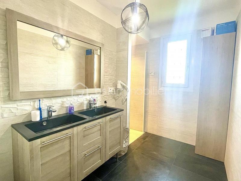 Villa - 150 m² - 5 pièces