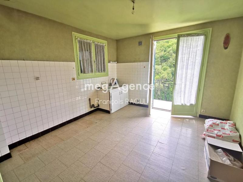 Maison - 143 m² - 6 pièces