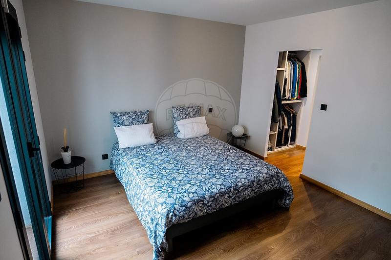 Maison - 197 m² - 7 pièces