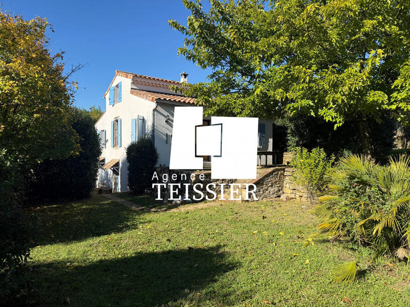 Maison - 74 m² - 6 pièces