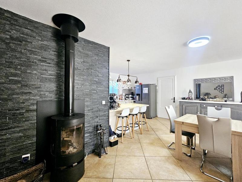 Villa - 130 m² - 5 pièces