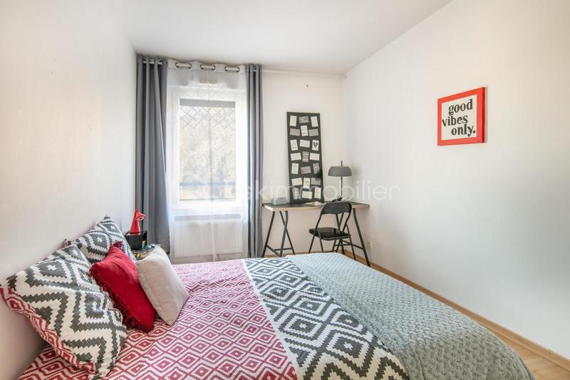 Appartement - 86 m² - 4 pièces